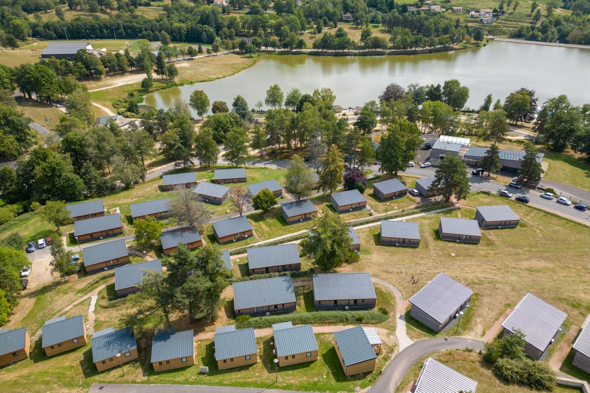 Saint-Rémy-sur-Durolle Les Demeures Du Lac מראה חיצוני תמונה