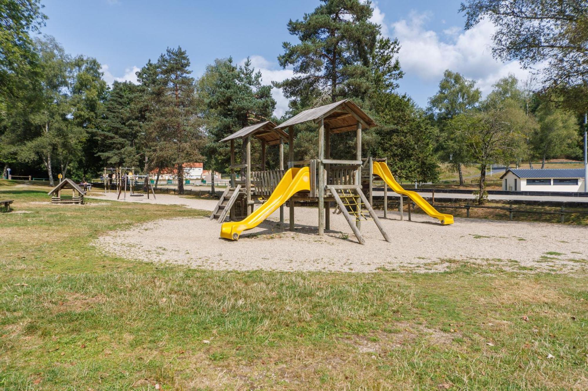 Saint-Rémy-sur-Durolle Les Demeures Du Lac מראה חיצוני תמונה